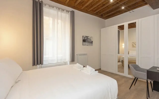 Rental in Rome Navona Modern Apartment