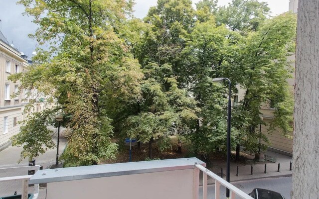 Shortstaypoland Warecka B2
