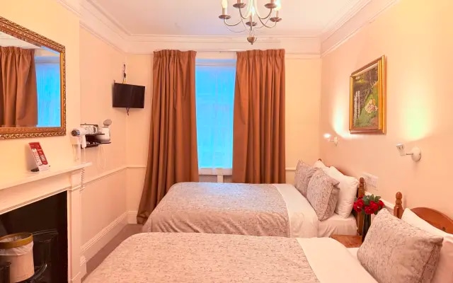 Europa House Hotel