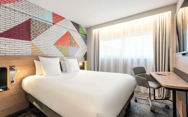 Novotel Paris La Défense Nanterre