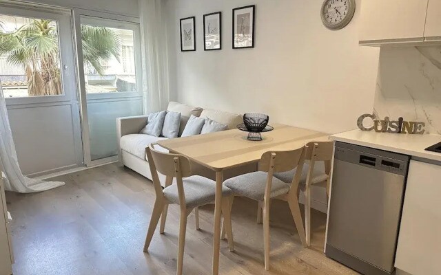 Beach Apartment 4