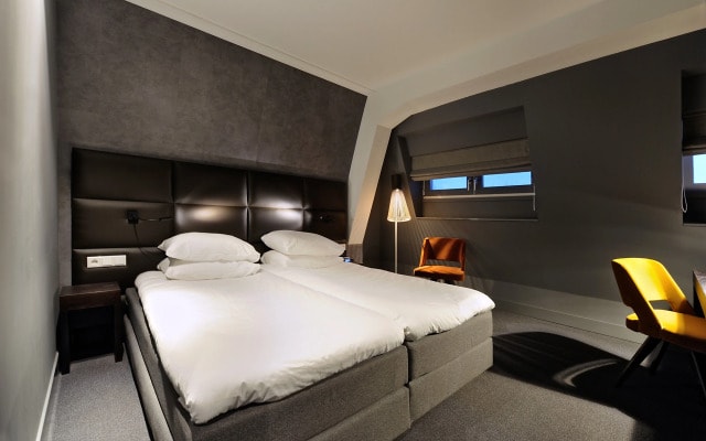 Amsterdam Forest Hotel