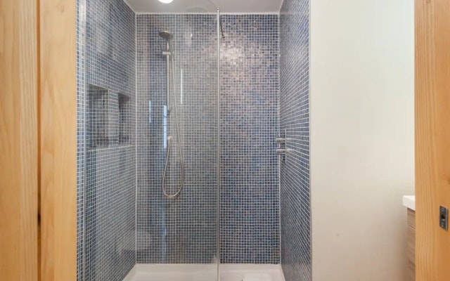 Perfectly Placed Central London Flat for 2