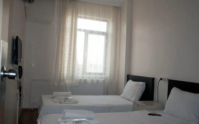 Hotel Golden Sky