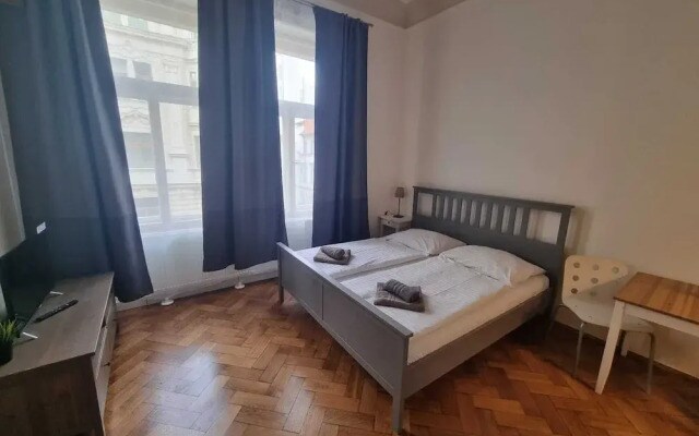 Old Town - Dusni Apartments