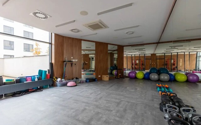 Spacious Apartment by Renters