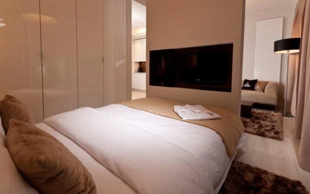 Platinum Towers by Platinum Residence