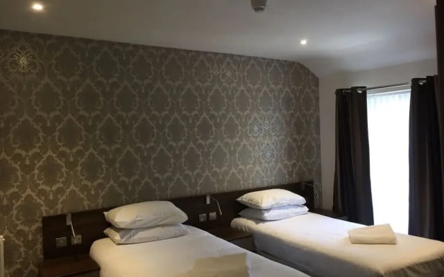 Marlborough Hotel