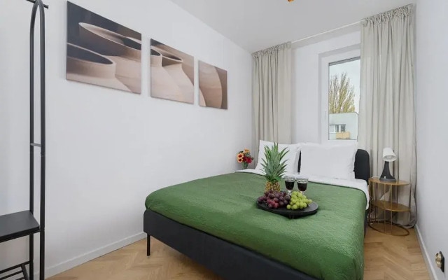 Lumina spacious apartment in Warsaw