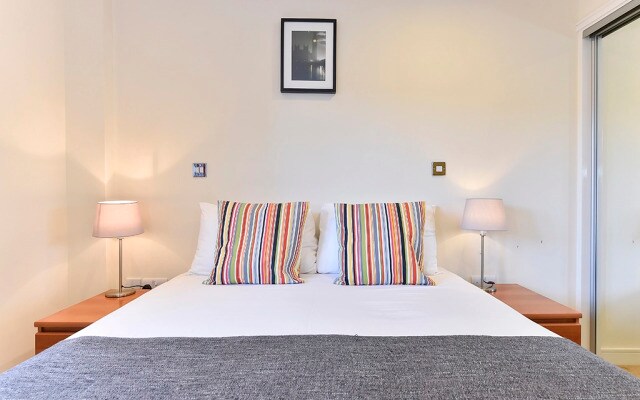 London Bridge City Apartments