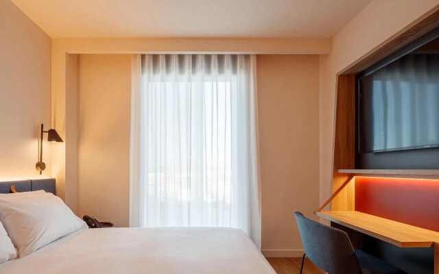 Отель Hampton by Hilton Alcobendas Madrid