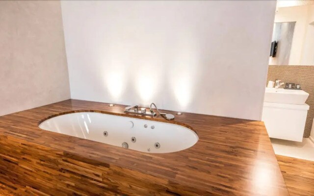 MyPlace Campo Santa Margherita Apartment