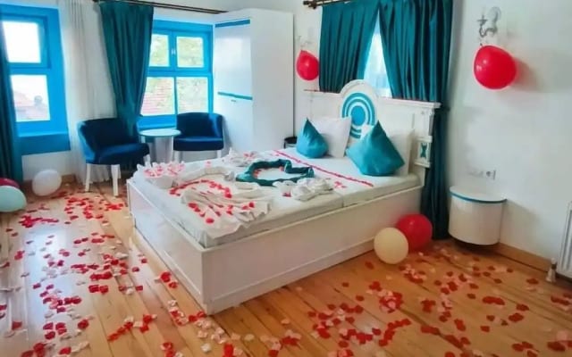 Büyükada Mavi̇ Palas Hotel