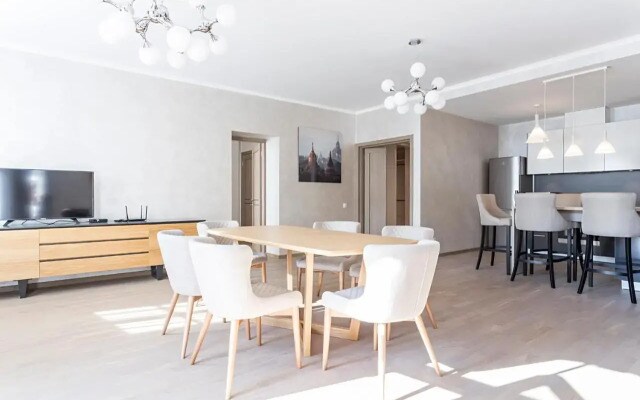 Apartment on Tirgonu Street