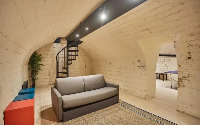 Sublime Apartment in the Heart of Paris 10 People