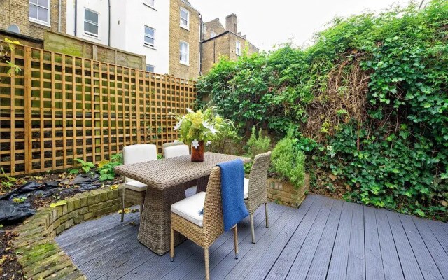 Lovely 2 bed Flat With Garden in Queen's Park