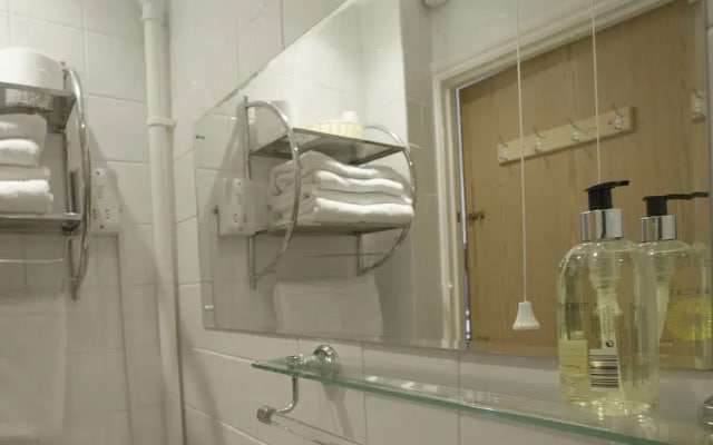 Mowbray Apartments