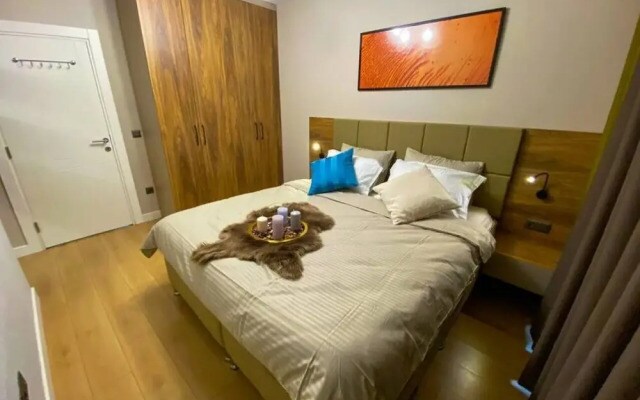 Exclusive1 1 Apartment With Terrace - Core Living