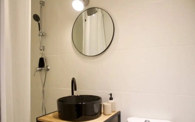 New apt close to Père Lachaise