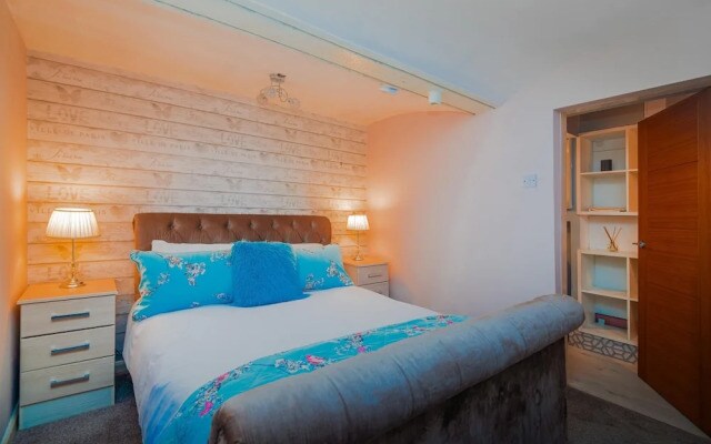 Host Stay Pied-a-terre at Manor View
