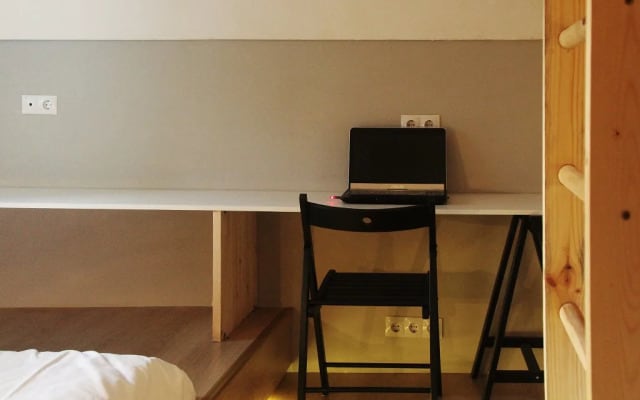 HQ Hostel