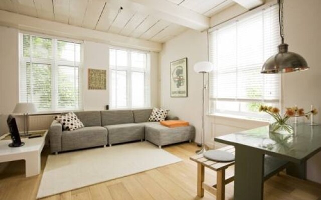 Juuls Apartment
