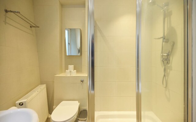 The Albion Lower Apartment