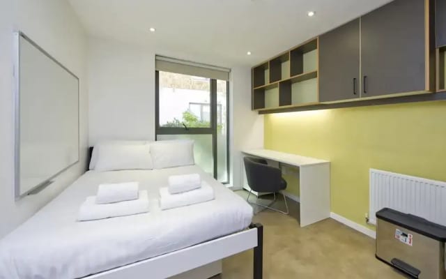 Beautifully Designed Student Studio in London