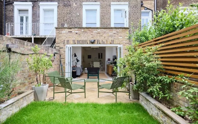 The Camden Park Place - Lovely 4bdr Flat With Garden