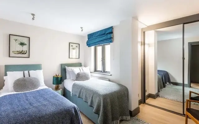Classy Notting Hill Nest