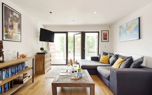 The Akerman Road Hideaway - TM