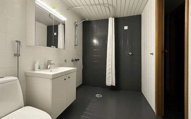 TH City Suite 1