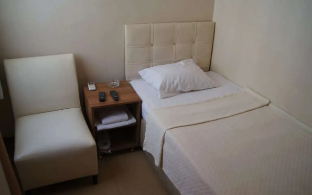 Yeni Caglayan Otel