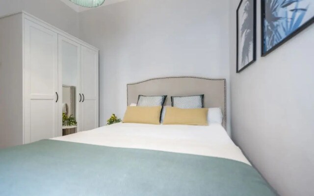 Alterhome Goya Luxury