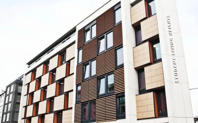Modern Student-Only Studios by Angel High Street