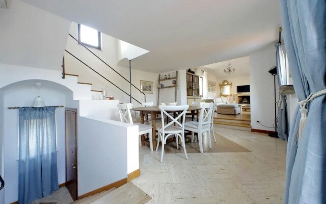 Treasurerome Spanish Steps Penthouse 4BR