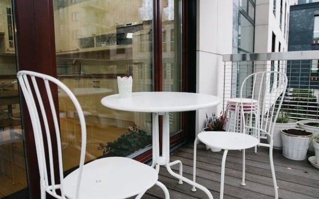 Warsaw Concierge Vistula Apartment
