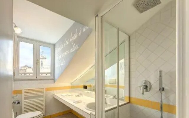 Tic Tac Loft