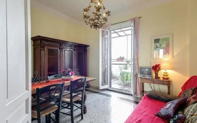 Rhome Apartments Giuliana