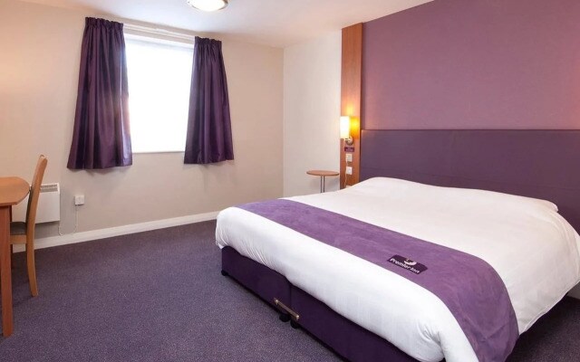 Premier Inn York City - Blossom St North