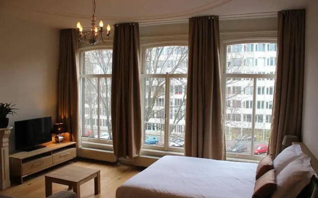 Amsterdam Jewel Canal Apartments
