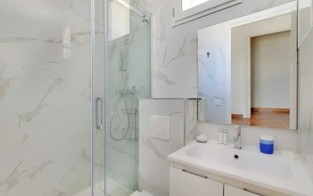 Modern Apartment - 2bd/4p - Louvre/marais