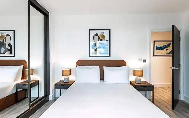 Icon Tower Flat III