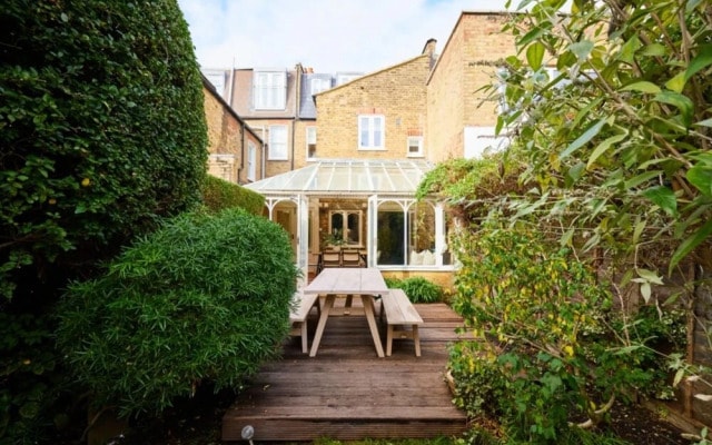 The Fulham Wonder - Stylish 4bdr Flat With Garden