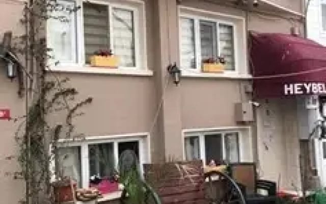 Selanikli Pansiyon Heybeliada