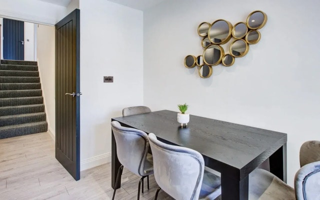 Hybrid Resi - Fulham
