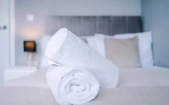 House 3 Bed Sleeps 6 -pets Ok -patio -free Parking