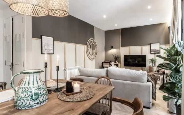 Ojen - 4 Bedrooms in Trafalgar
