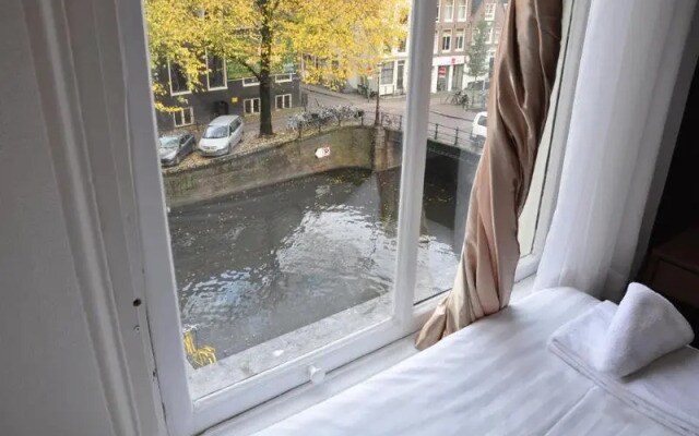 Hotel Amsterdam Inn - Digital Access