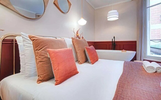 Miss Marguerite Suite